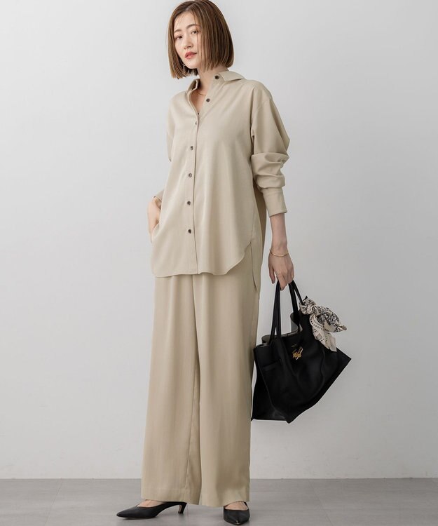 23区 L 【見上愛さん着用/Oggi10月号掲載/洗える】スエーディーサテン ワイド パンツ ベージュ系