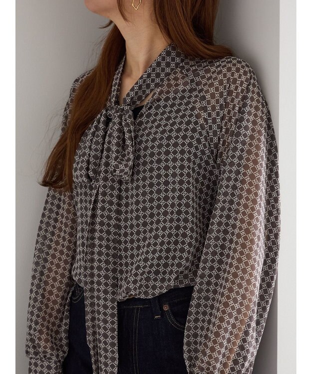 Te chichi パターンアソートシフォンボウタイブラウス《2025Autumn catalog vol.2 item》 チャコールグレー
