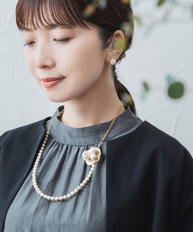 Pisceans グラデコットンパールブローチ マットゴールド