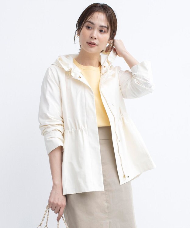組曲 L 【フード取り外し可】2WAYショート丈ライトアウター パールホワイト系