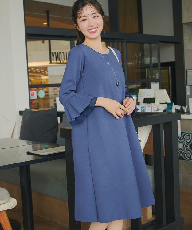 Tiaclasse シフォンフレア袖スポンジニットワンピース ブルー