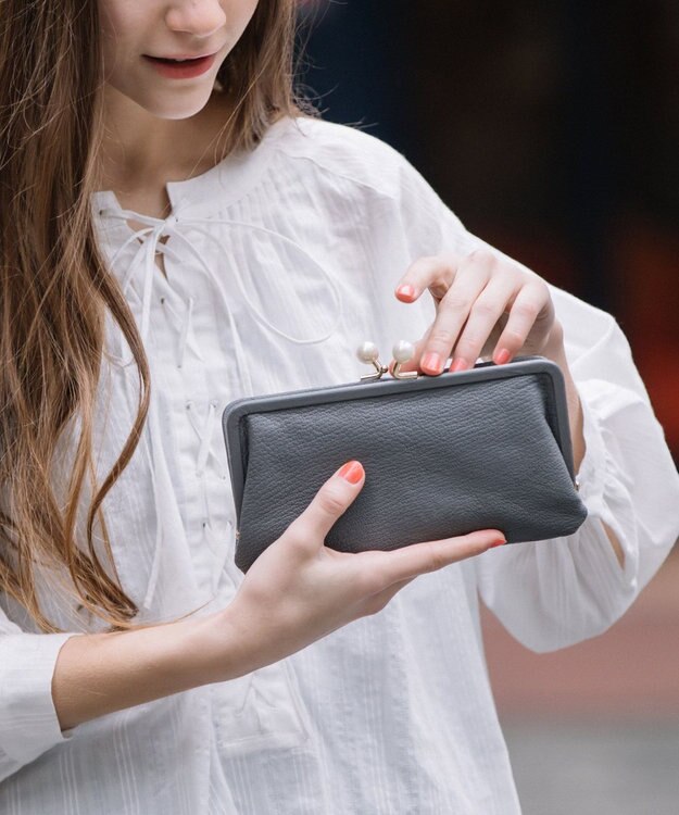 UNBILLION perche アクリル玉がま口長財布 グレー