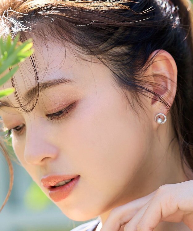 Tiaclasse ストーン＋パール付きピアス シルバー