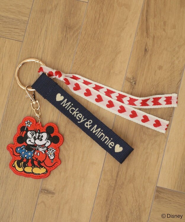 Green Parks ミッキー＆フレンズ／刺繍チャーム Red