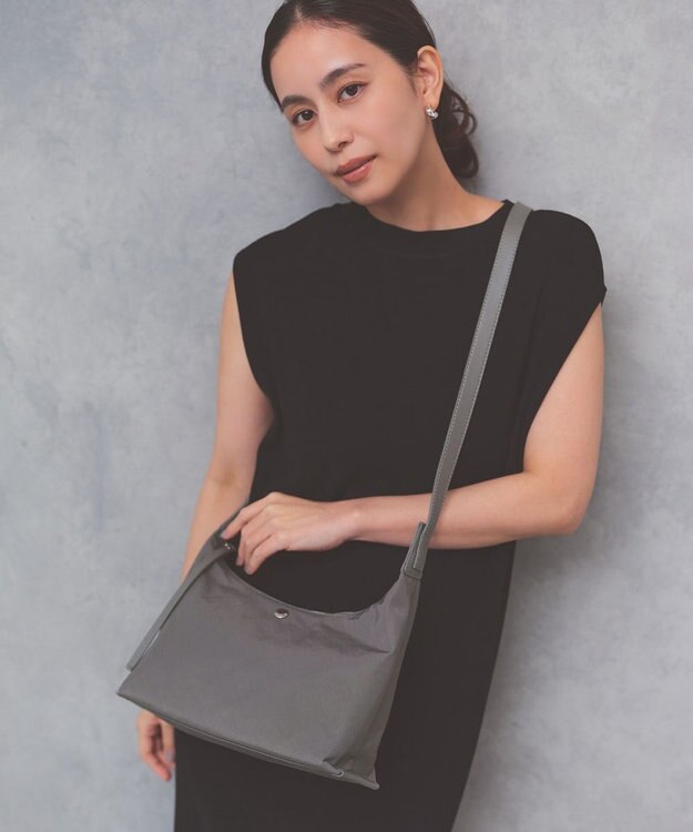 TOPKAPI 【Breath TOPKAPI】MORPH モーフ リンクルナイロン ショルダーバッグ　軽量 / 撥水 グレー