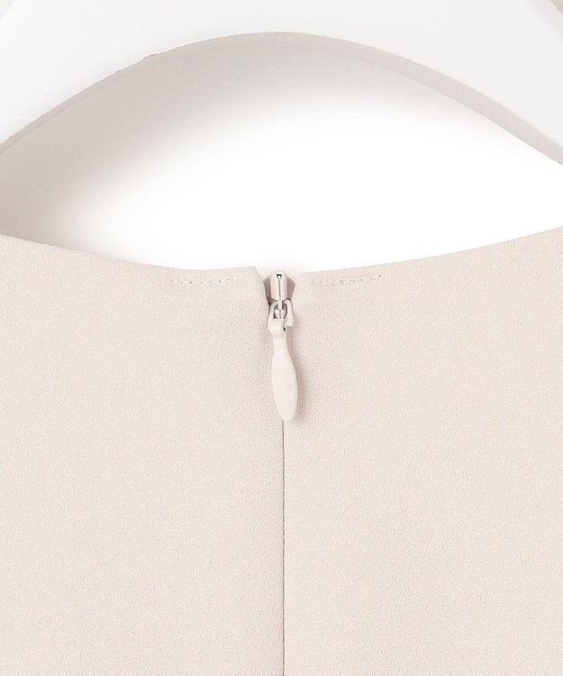 23区 【洗える】バックサテンアムンゼン フレンチスリーブ ブラウス ベージュ系