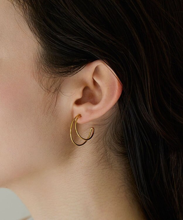 Phoebe 〈金属アレルギー対応〉クレセントレイヤーフープピアス　ゴールド　ステンレス ゴールド