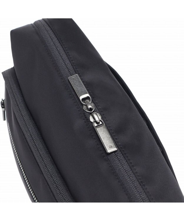 ACE BAGS & LUGGAGE ace. スリブライト 軽量 ショルダーバッグ 62526 エース ブラック