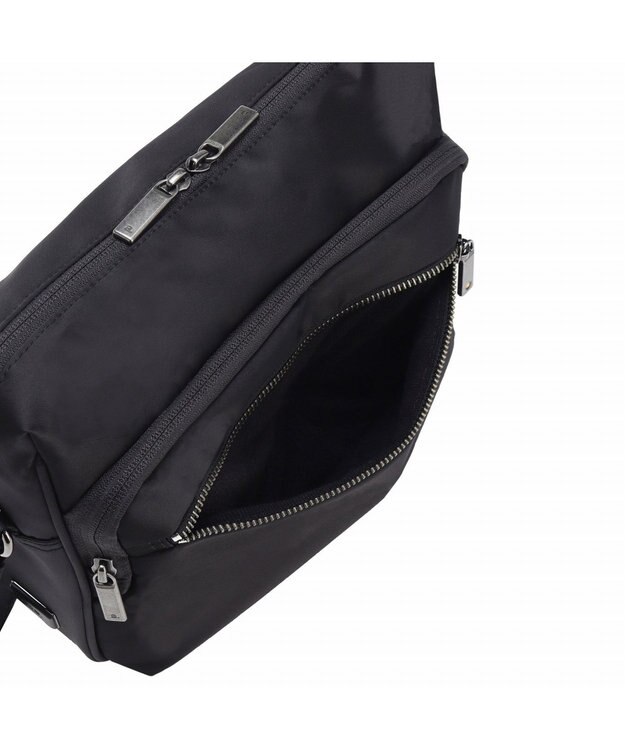 ACE BAGS & LUGGAGE ace. スリブライト 軽量 ショルダーバッグ 62526 エース ブラック