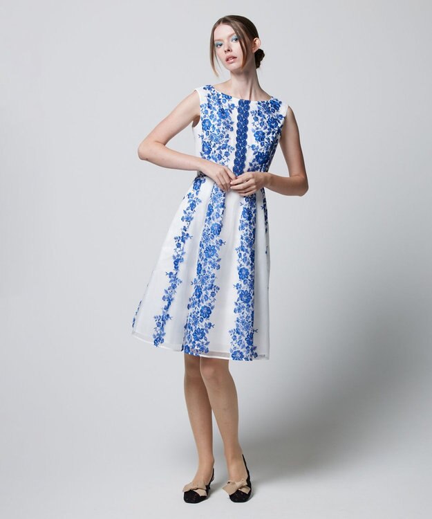 TOCCA 【消臭＆洗える！】HEPATICA GARDEN ドレス ブルー系7