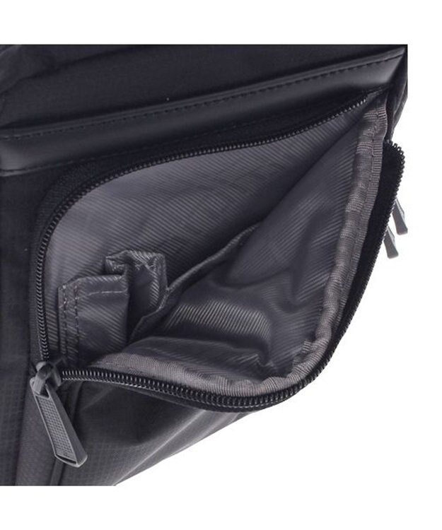 ACE BAGS & LUGGAGE ace. エース フレックスライト フィット 街歩きに。コンパクトな軽量タテ型ミニショルダーバッグ 54551 ブラック