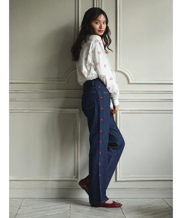 Green Parks ・Ｄｏｕｂｌｅ　Ｆｌａｇｓ　ハート刺繍ロンＴ Ivory