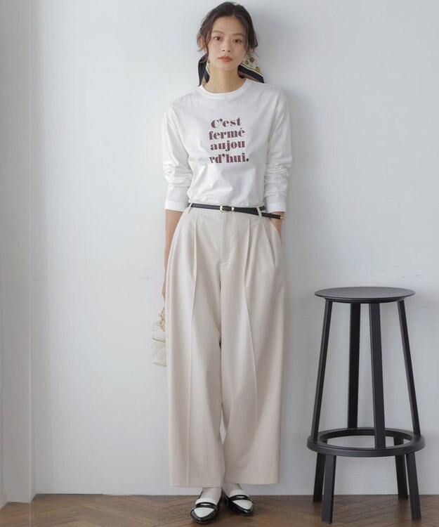 組曲 L 【加藤ローサさん着用】プリントロング Tシャツ ロゴホワイト系