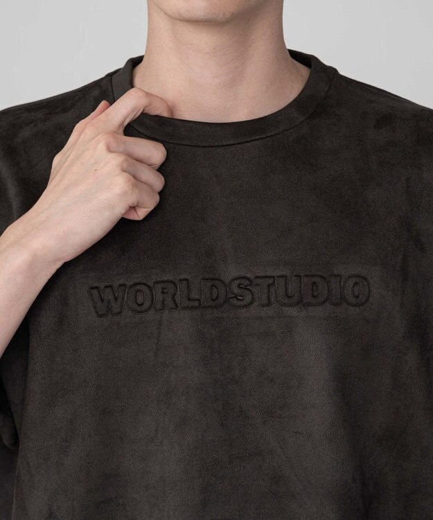 WEGO 【ユニセックス着用ITEM/MLサイズ展開】フェイクスウェードエンボスロゴT（SS） ブラック中濃色