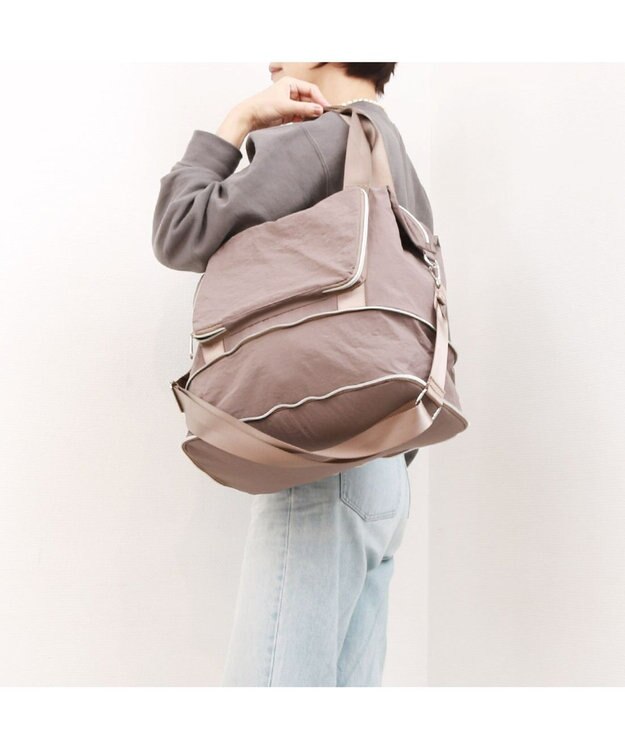 UNBILLION カシュカシュ cachecache / ポータブルシワナイロンボストンバッグ GY