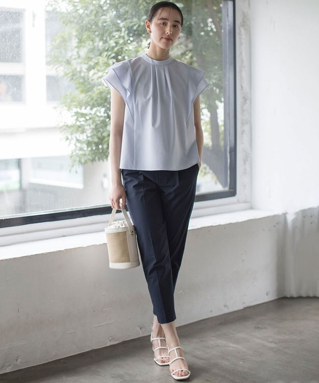 組曲 スーパーライトストレッチテーパード パンツ ネイビー系