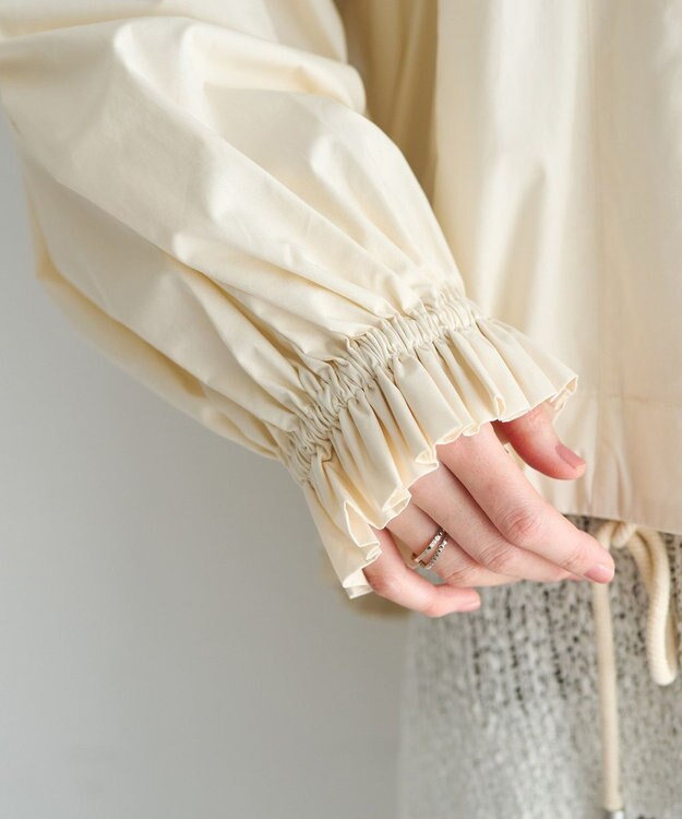 YECCA VECCA ボリュームギャザーデザインZIPブルゾン Ivory