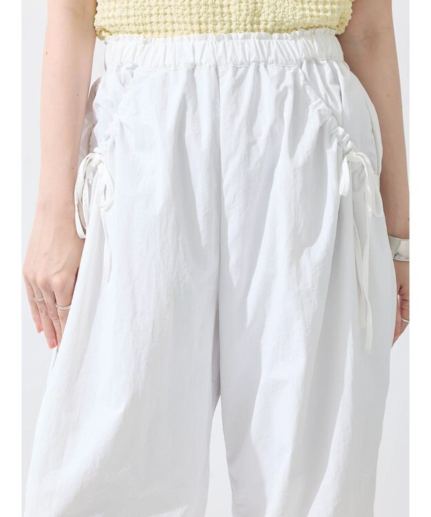 earth music&ecology サイドリボンラインパンツ（Ｏｆｆ　Ｗｈｉｔｅ） Off White