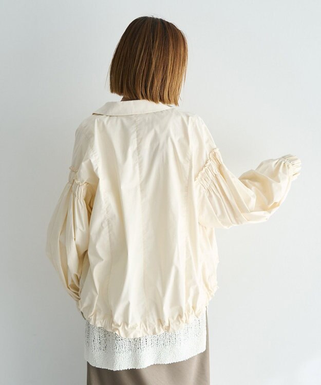 YECCA VECCA ボリュームギャザーデザインZIPブルゾン Ivory