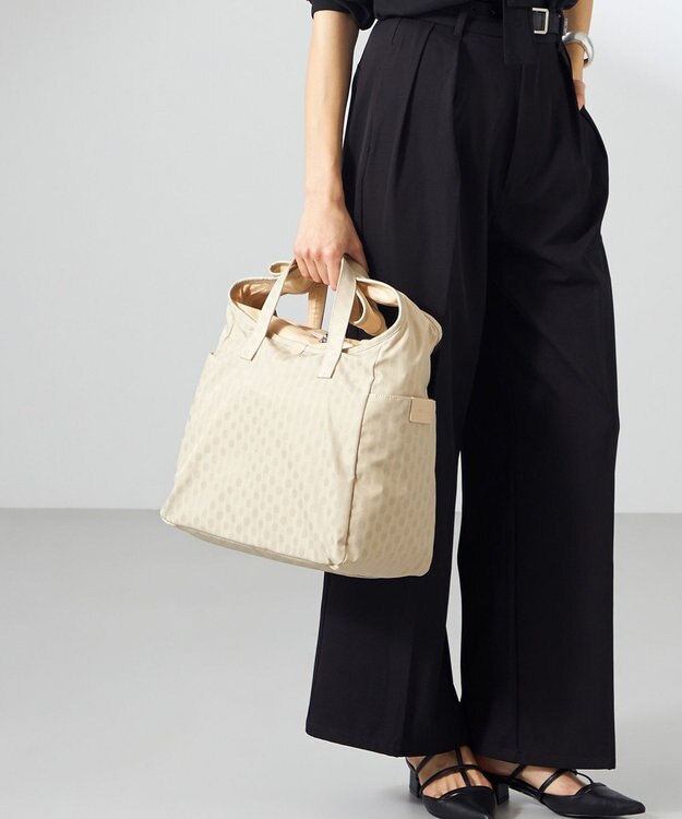 Y'SACCS 小西真奈美×Y'SACCS　Polka Dots ハンドル付きアクティブショルダーバッグ アイボリー