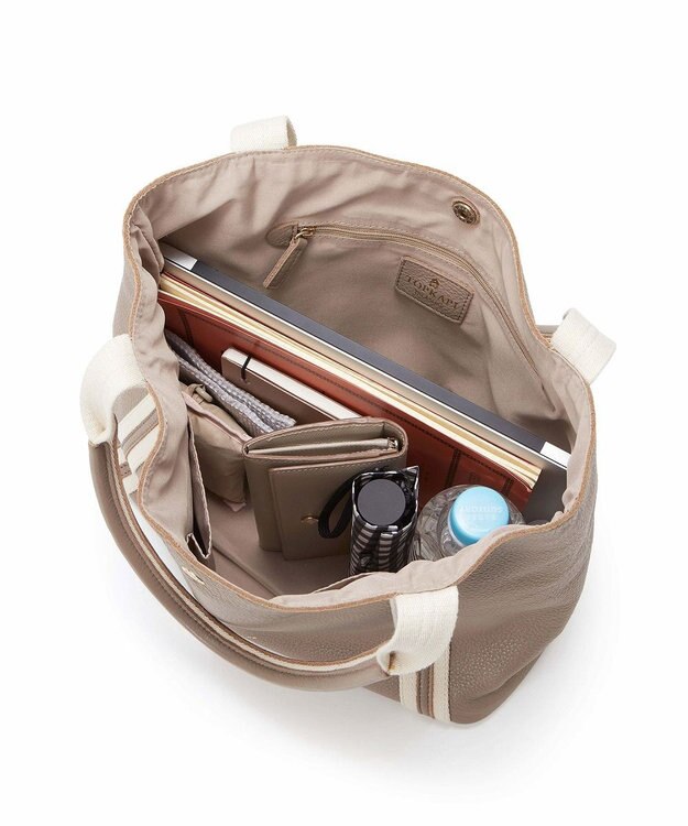 TOPKAPI 【TREASURE TOPKAPI】ソフトシュリンク テープコンビ A4 トート バッグ グレージュ