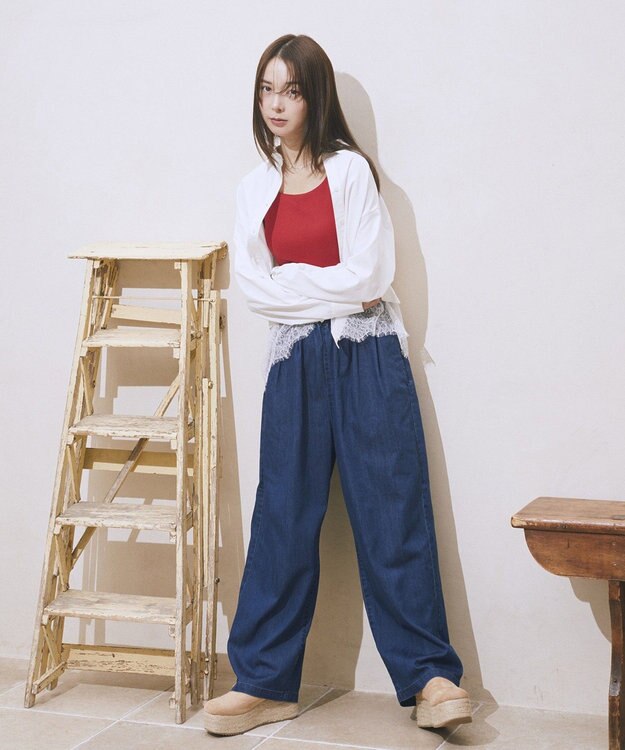 earth music&ecology 冷感２タックイージーワイドデニム Indigo