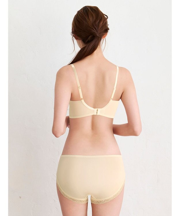 WACOAL ブラジャー 【ハグするブラ】 体温を感知してカラダになじむ 谷間メイク 脇高設計 レディース BXB478 /ワコール クリーム