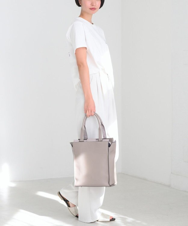 ACE BAGS & LUGGAGE W&.Day/Night リリ バーチカルトート A4サイズ 15175 ダブルアンドデイナイト グレージュ