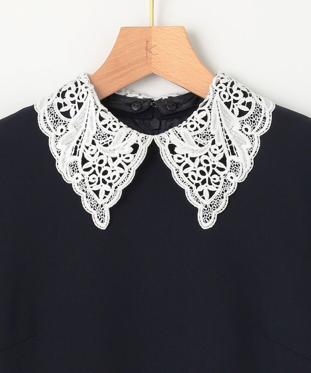 組曲 L 【KUMIKYOKU NAVY】コンフォータブルドレープ レース襟ワンピース ネイビー系