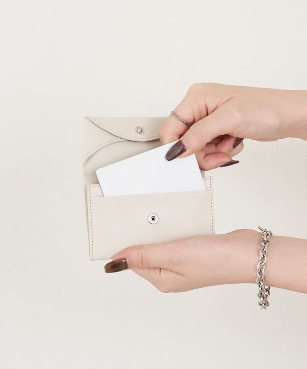 russet レザー名刺ケース(SO-439) Ivory