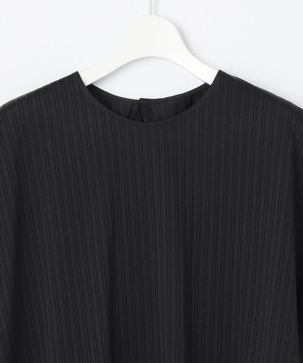 自由区 【XSサイズ～/洗える】ストレッチシャーティング フレンチスリーブブラウス ブラック系1