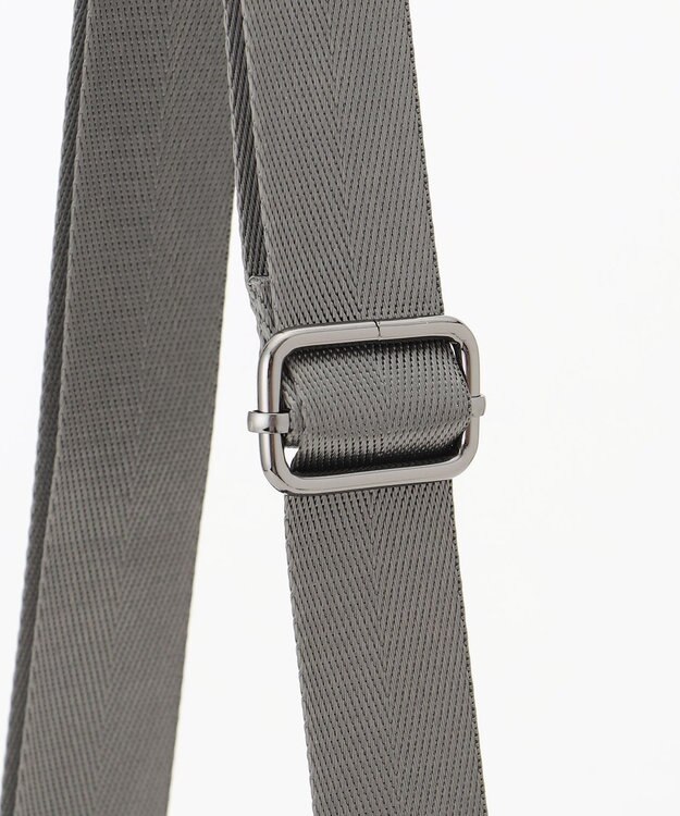 Y'SACCS 【Y’SACCS vous et】メタリックポシェット グレー