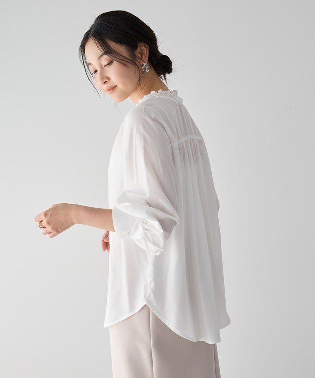 YECCA VECCA フリルVネックブラウス White