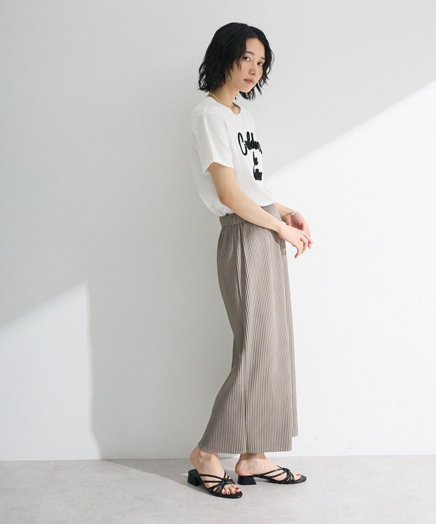 Green Parks ・ｓｗｉｎｇ　ｂｙ　コード刺繍ロゴＴＥＥ Off White