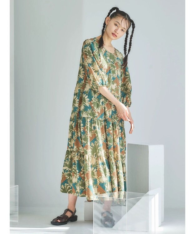 Green Parks ■ＥＳＣＡＲ　フラワーＭＩＸｐｔティアードワンピース Khaki