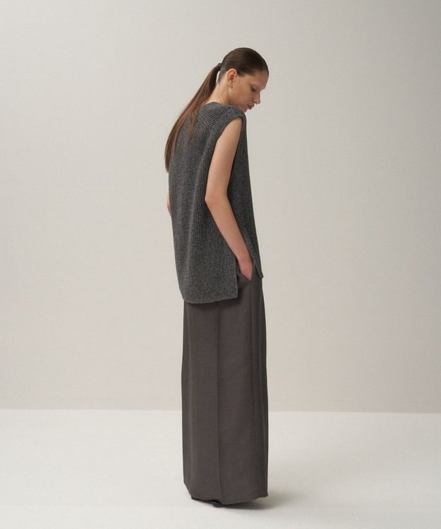 ATON SILK WASHI LILIYARN | Vネックベスト CHARCOAL GRAY