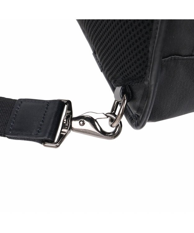 ACE BAGS & LUGGAGE ultima tokyo ディーノ ボディバッグ フロントファスナーポケット 68172 ウルティマ トーキョー ブラック