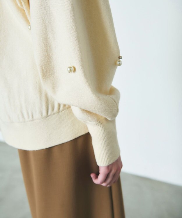 GRACE CONTINENTAL パールドットニットトップ ホワイト