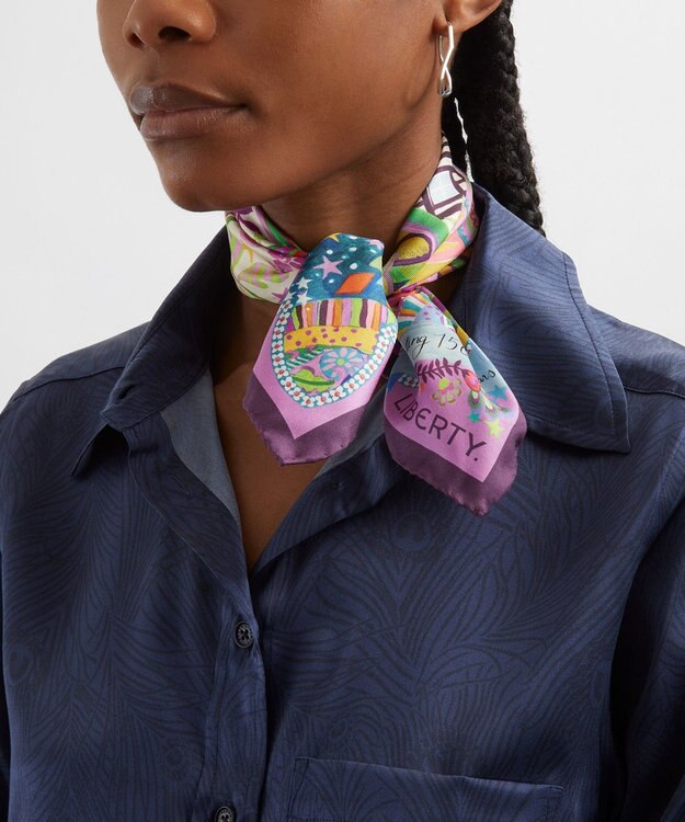 LIBERTY. リバティ ステージ 45x45 シルクスカーフ マルチカラー