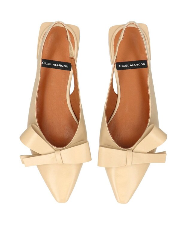 INTER-CHAUSSURES 【ANGEL ALARCON】ポインテッドトウローヒールリボンパンプス ベージュ