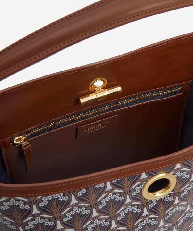 LIBERTY. アイフィス ショルダーバッグ サンド