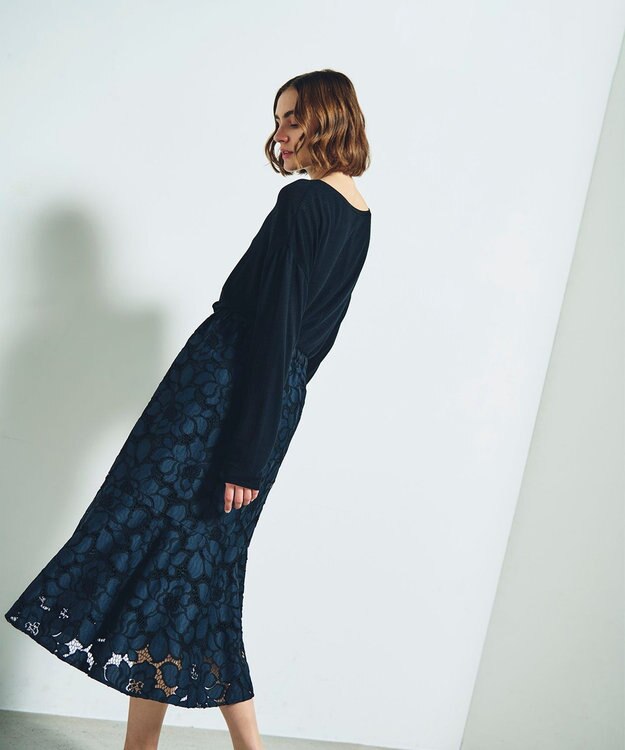 GRACE CONTINENTAL ローズレーススカート ネイビー