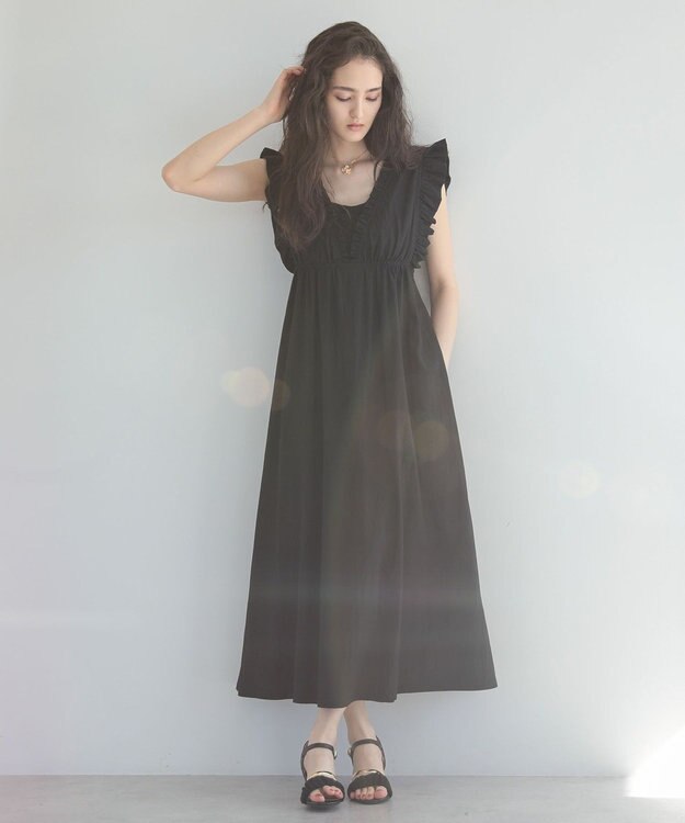 Green Parks ■ＥＳＣＡＲ　フリルＶネックワンピース