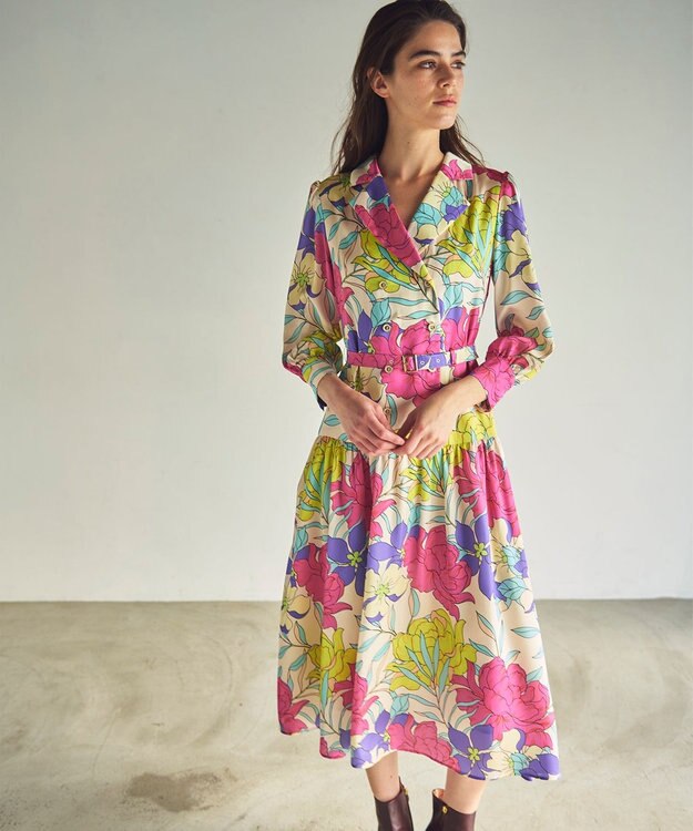 GRACE CONTINENTAL フラワープリントテーラーワンピース ピンク