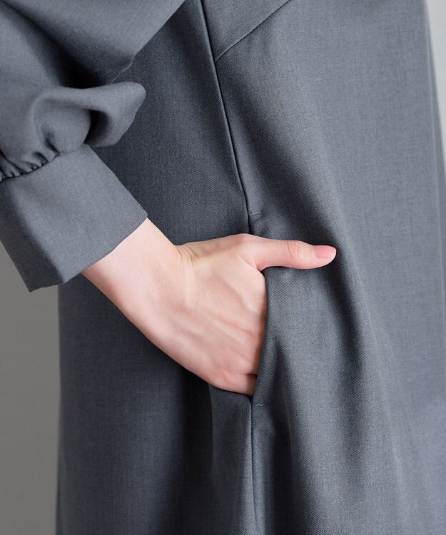 Tiaclasse L 裾フレアパフスリーブワンピース チャコールグレー