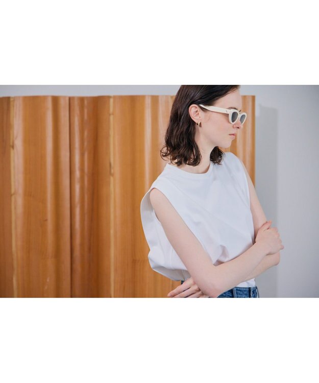 NAVE 【ReNAVE・洗える/接触冷感/UVケア】ファンクションＴ ノースリーブ ホワイト系