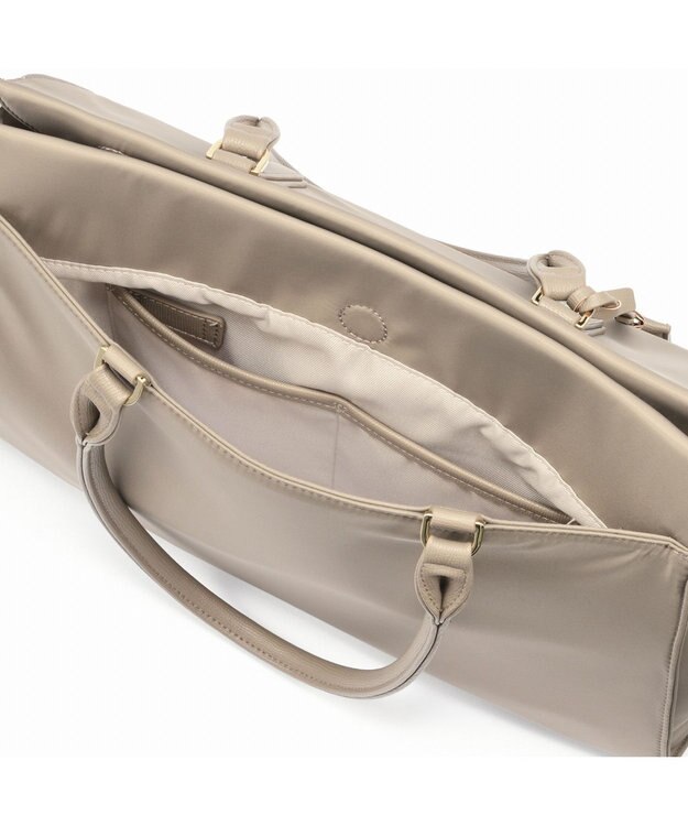 ACE BAGS & LUGGAGE Jewelna Rose OLバッグ・エト エアリィ 横型トートバッグ 16271 グレージュ