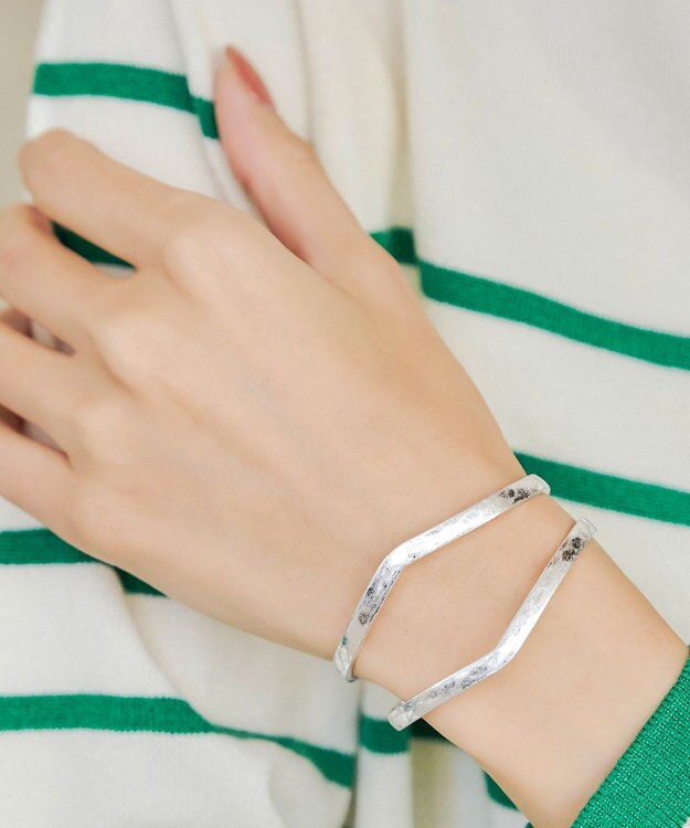 Tiaclasse アンティークバングル シルバー