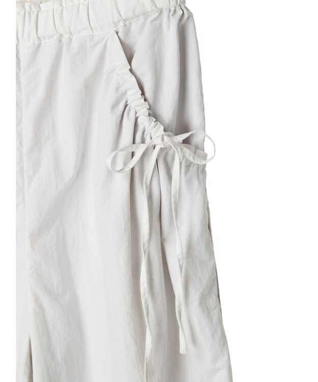 earth music&ecology サイドリボンラインパンツ（Ｏｆｆ　Ｗｈｉｔｅ） Off White