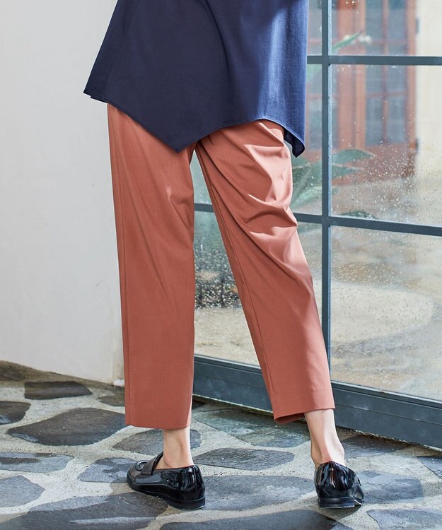 J.PRESS LADIES 【洗える】マイクロタイプライターストレッチ テーパード パンツ オレンジ系